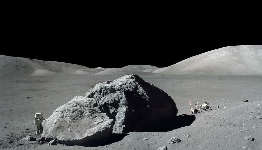 apollo17 landscaspe courtesyofnasa.jpg