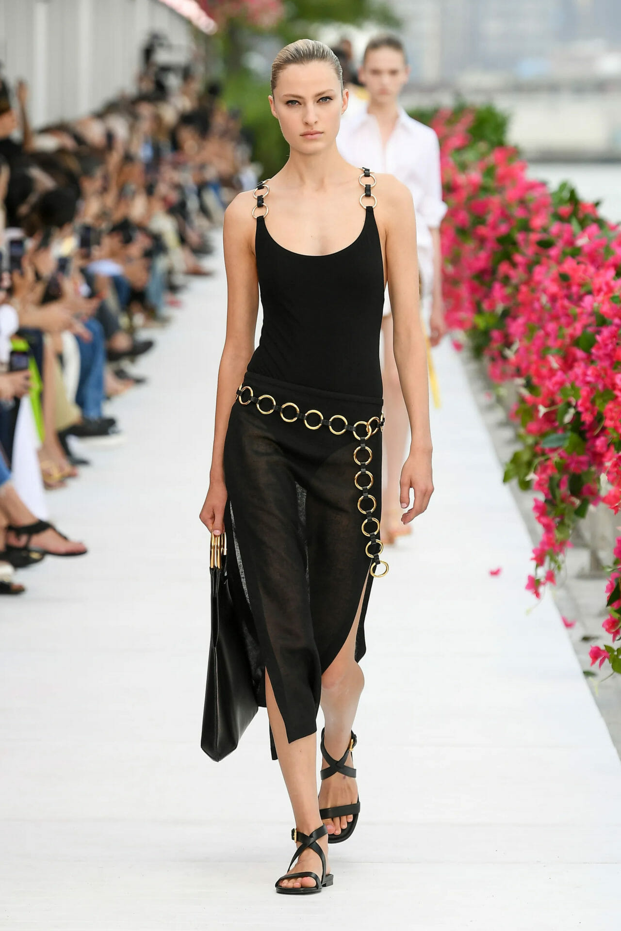 00006 michael kors collection spring 2024 ready to wear credit gorunway