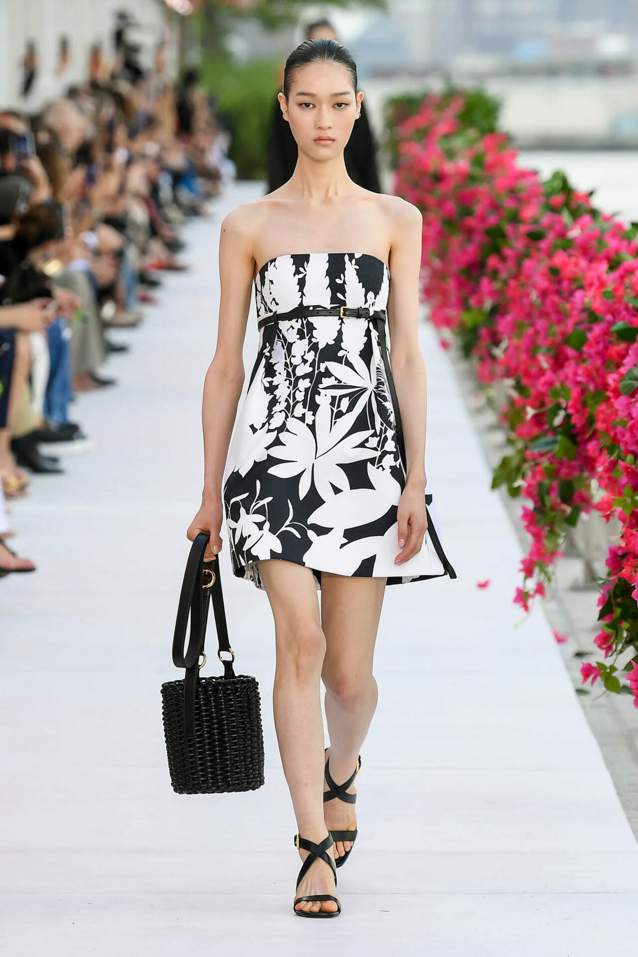 00044 michael kors collection spring 2024 ready to wear credit gorunway