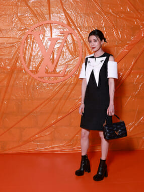 louis vuitton : photocall paris fashion week womenswear spring/summer 2024