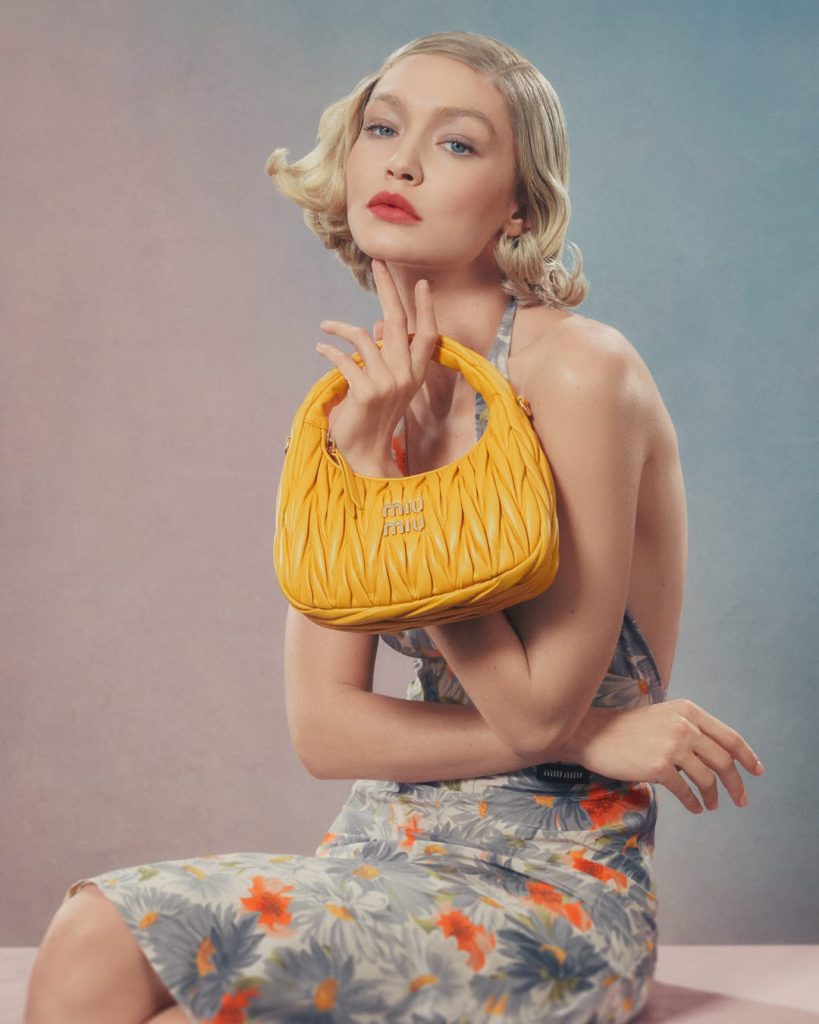 wander bag miu miu adv 2024 bag campaign (3)