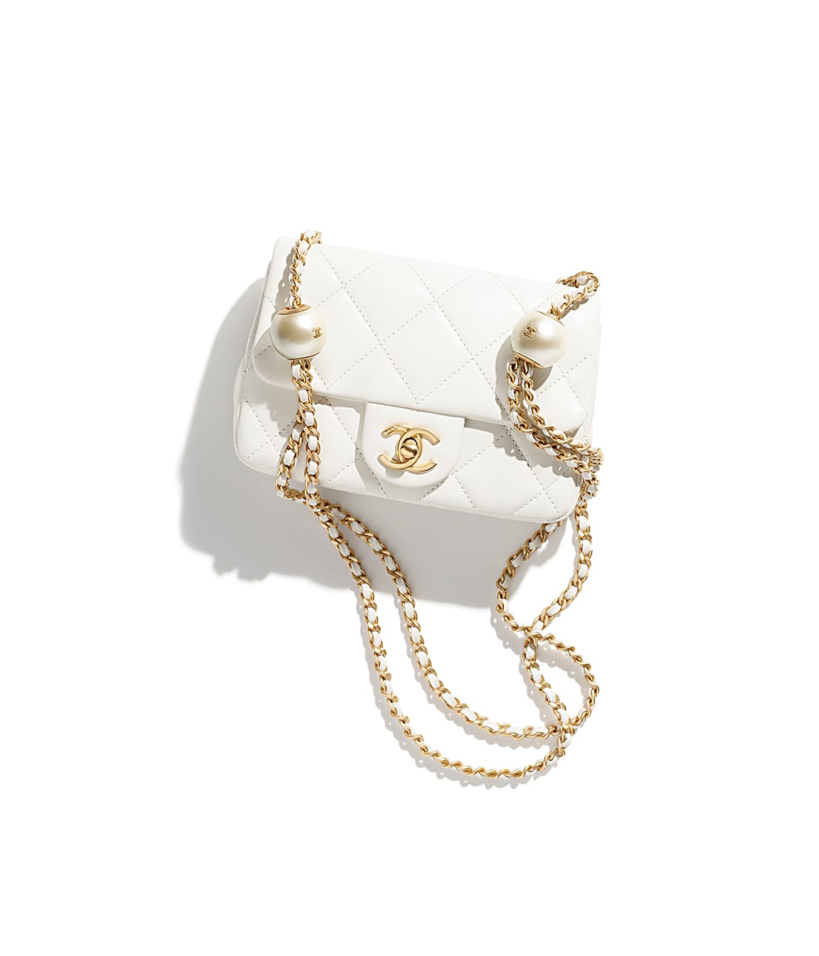 chanel bag in white leather beads and metal as4868 b16574 10601 hd yp