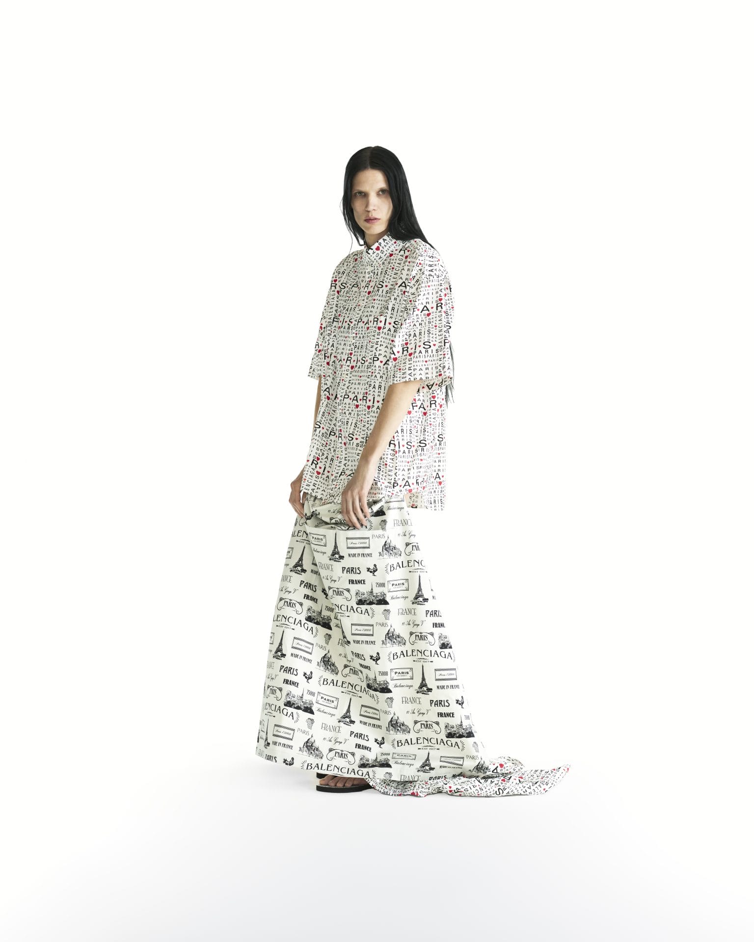 balenciaga souvenir shop look white background image 2