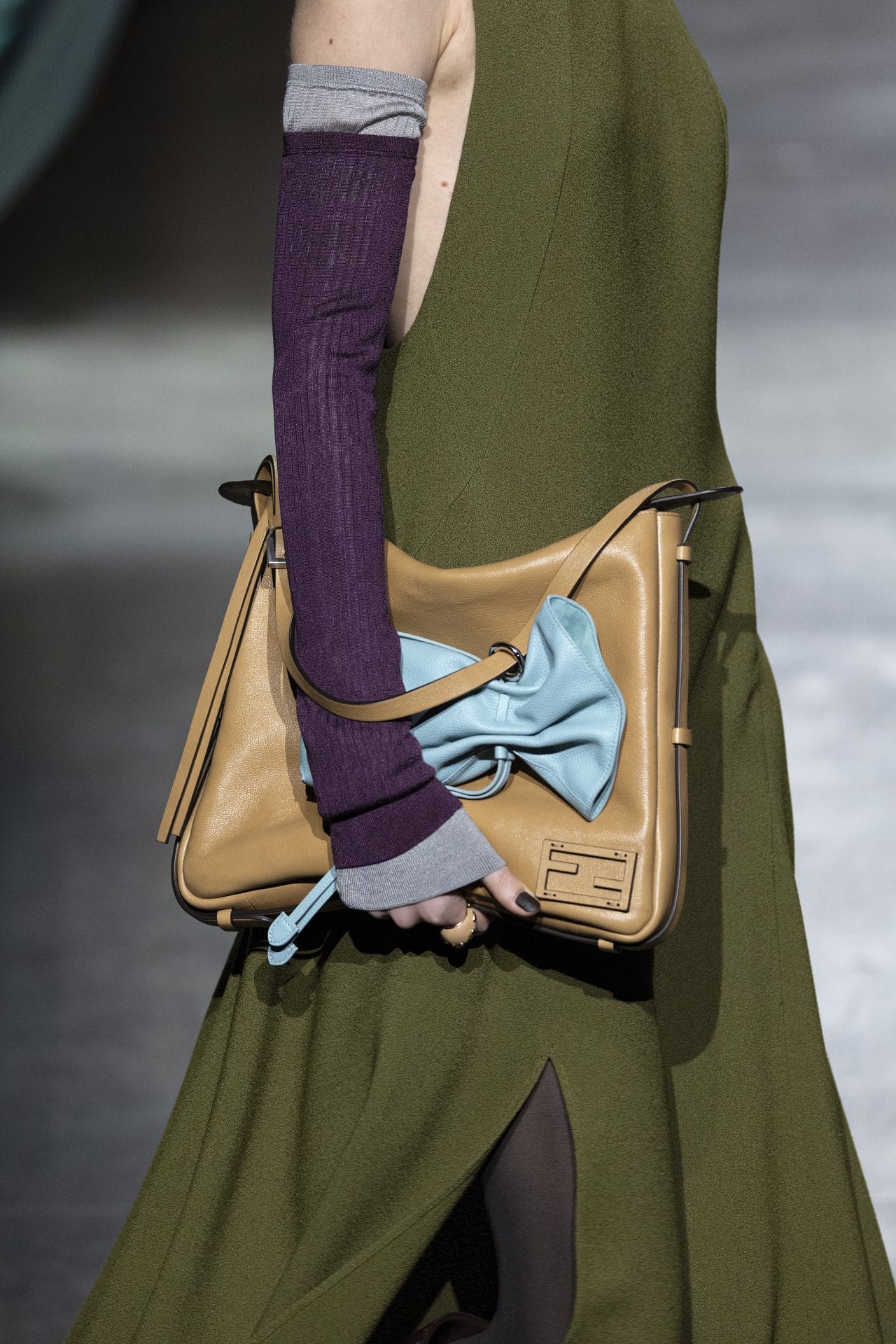 simply fendi bag fendi w's aw24 # look 28