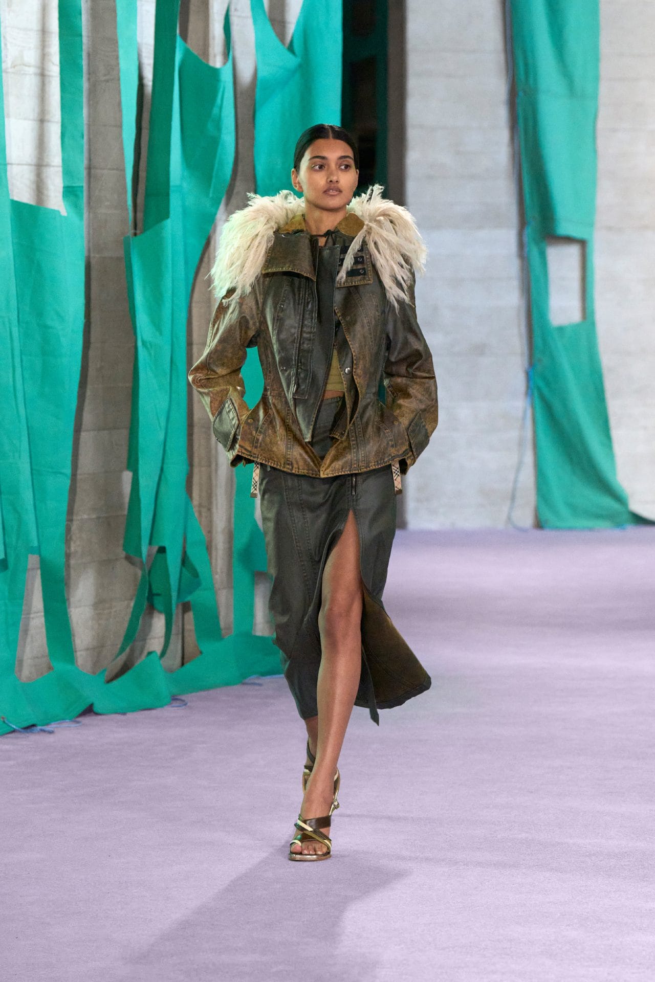 burberry summer 2025 show look 44