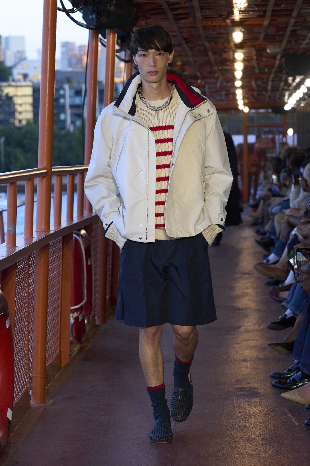 tommy hilfiger look 25