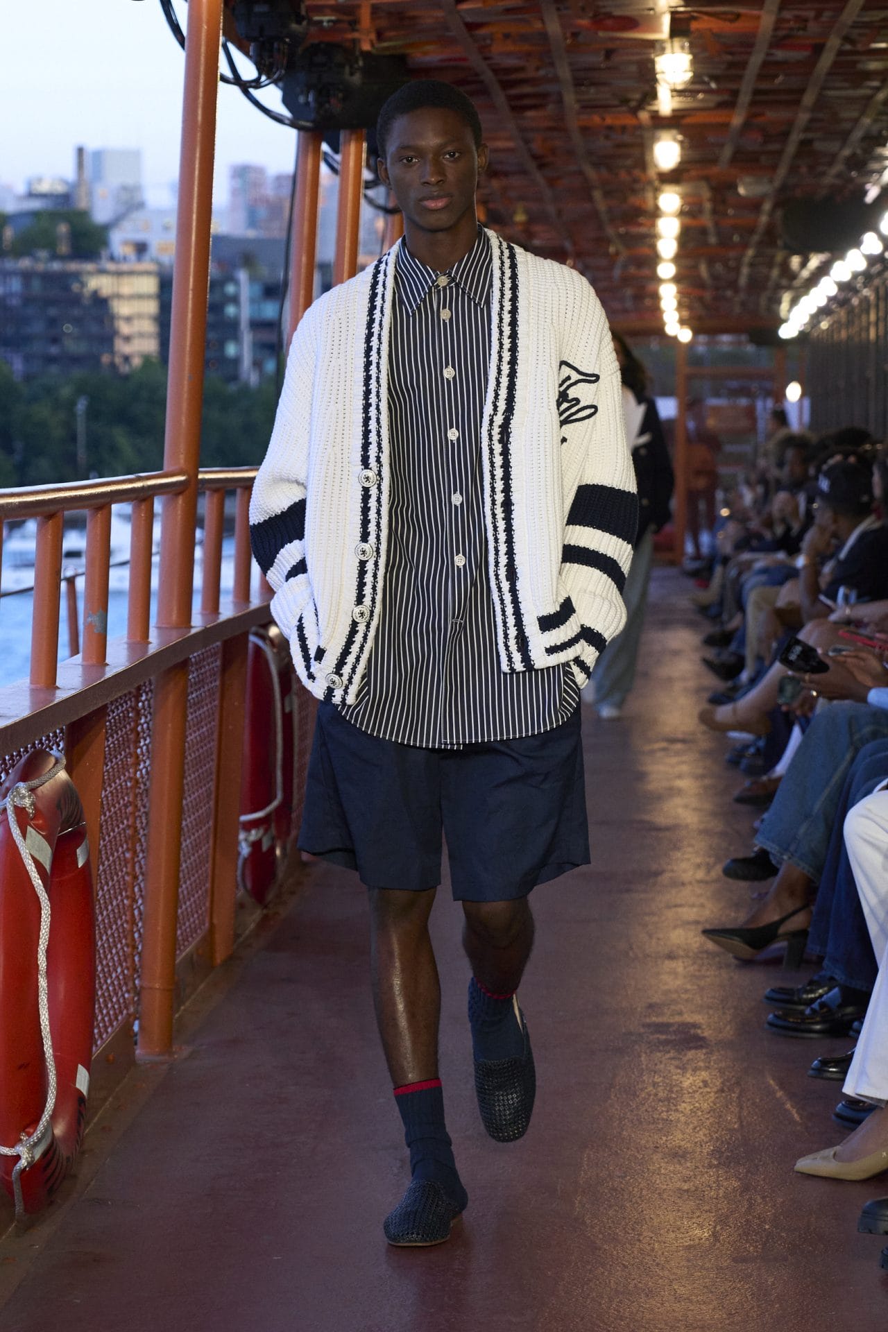 tommy hilfiger look 61