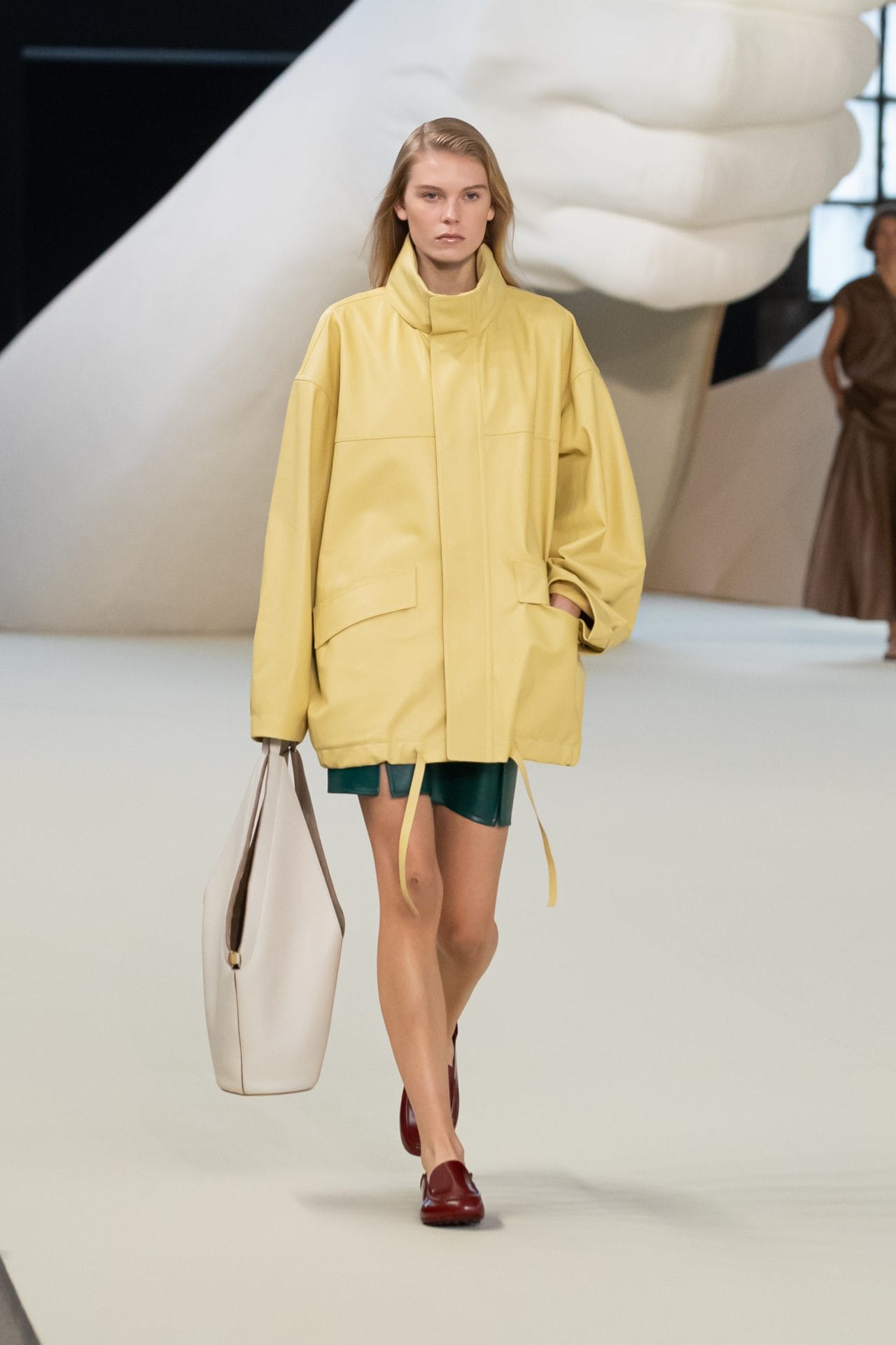 tod s mfw ss25 women s look 12