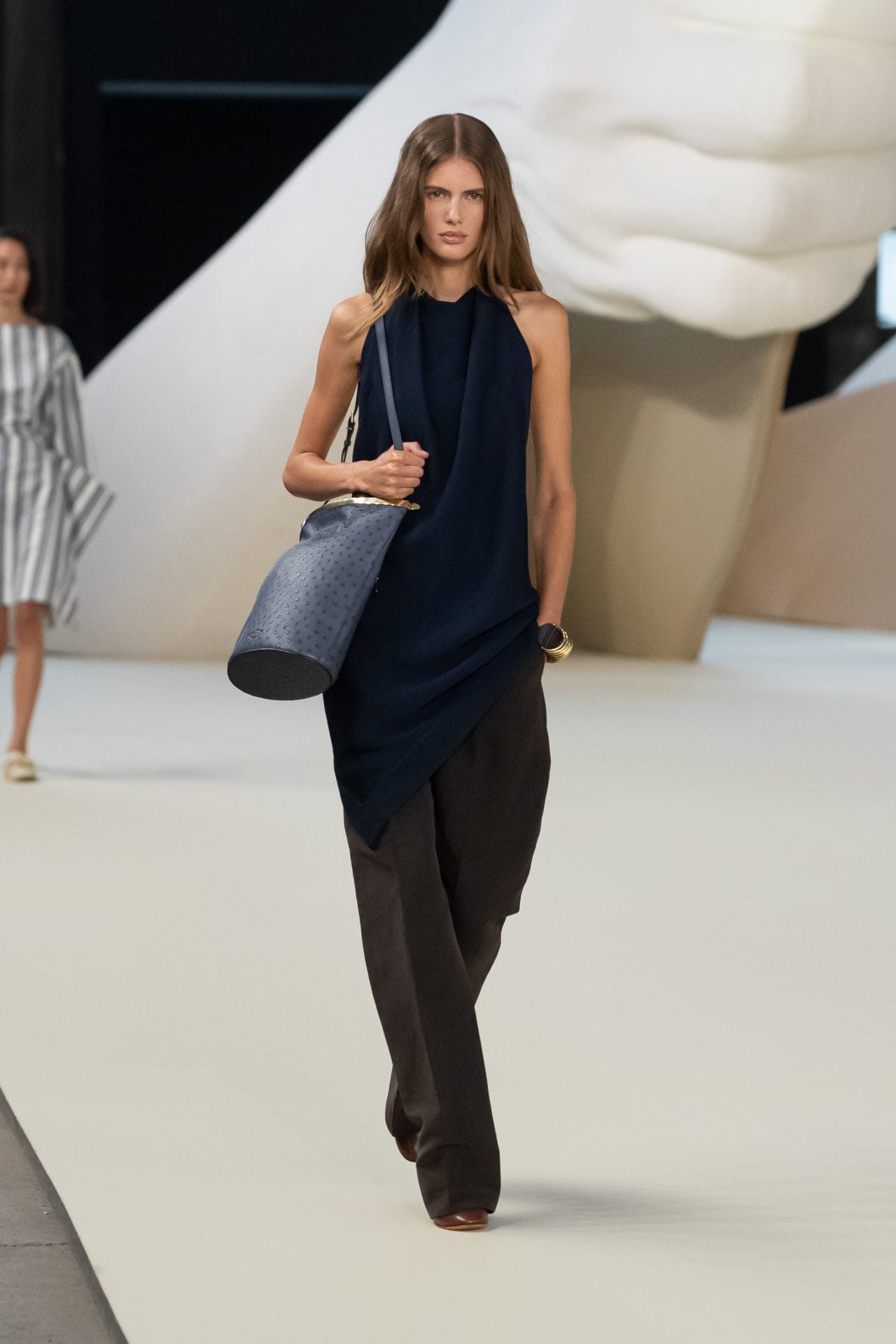 tod s mfw ss25 women s look 20