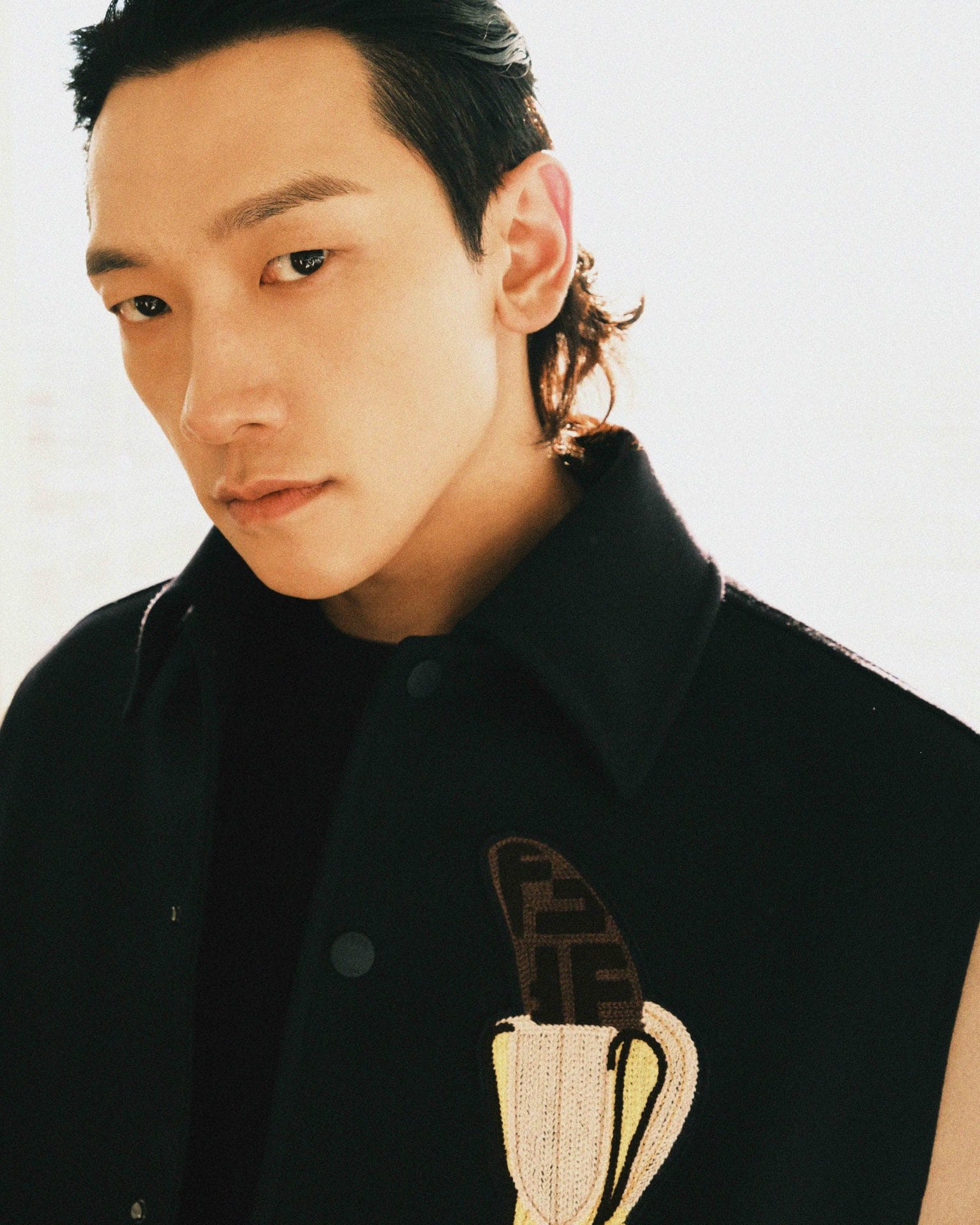 rain with fendi winter holiday collection(embargo date 1107) (9)