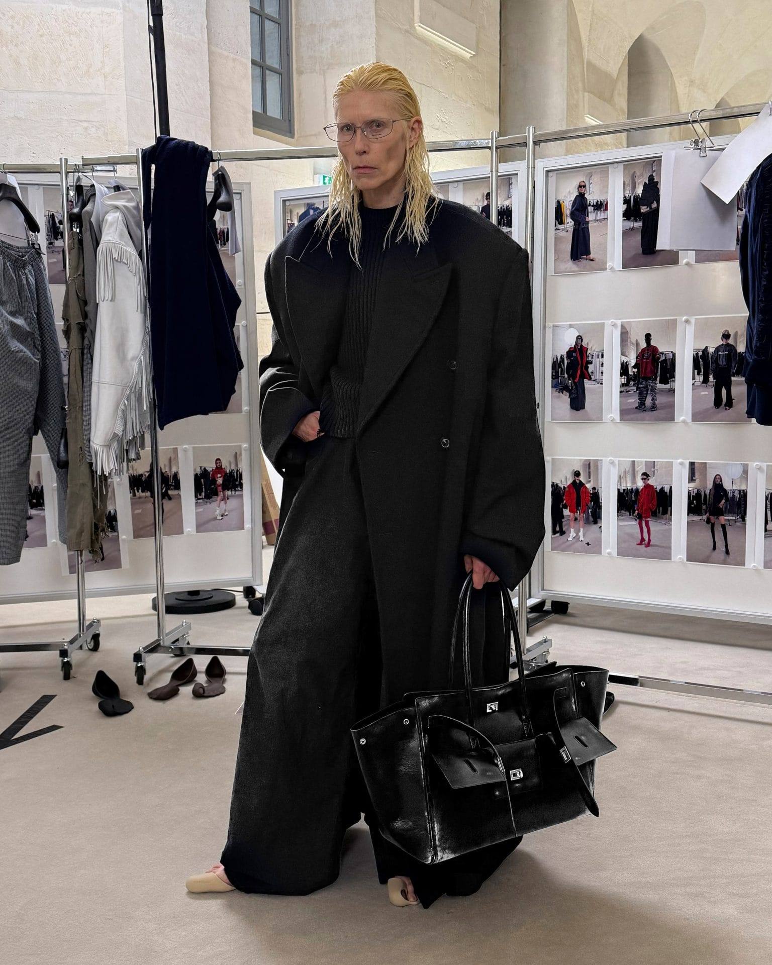 balenciaga fall 25 look 5 minttu