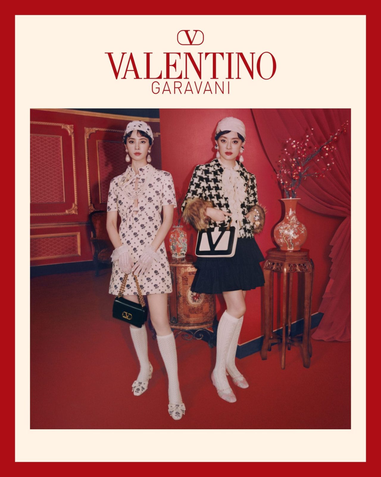 valentino ss25 cny logo 4x5 01