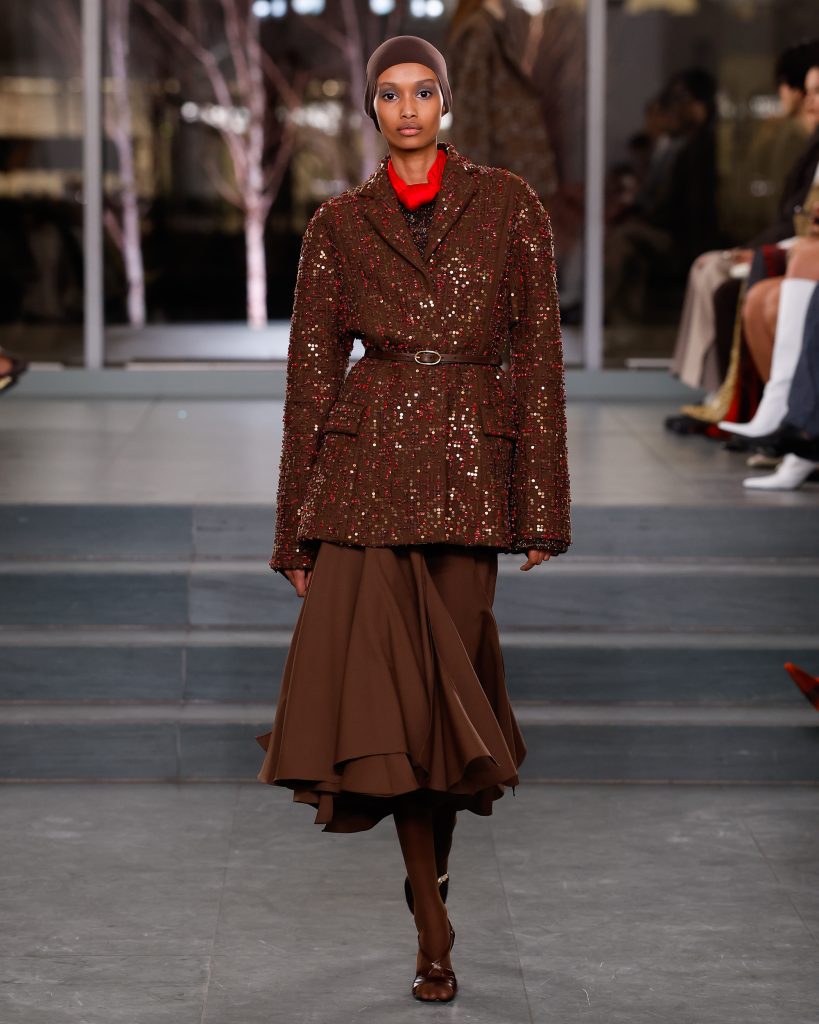 tb fw25 show look 021 4x5