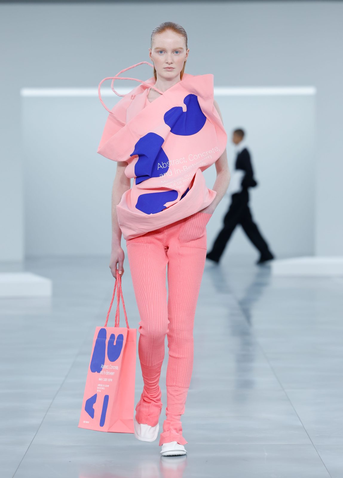 issey miyake aw25 runway 23