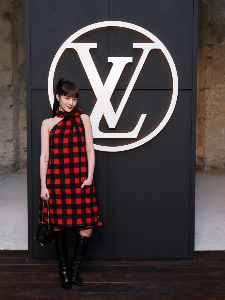 louis vuitton cruise fashion show in avignon