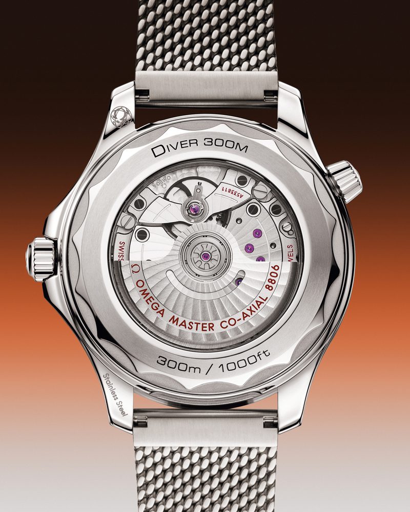 210.30.42.20.01.018 se diver300morange caseback 4x5 rvb