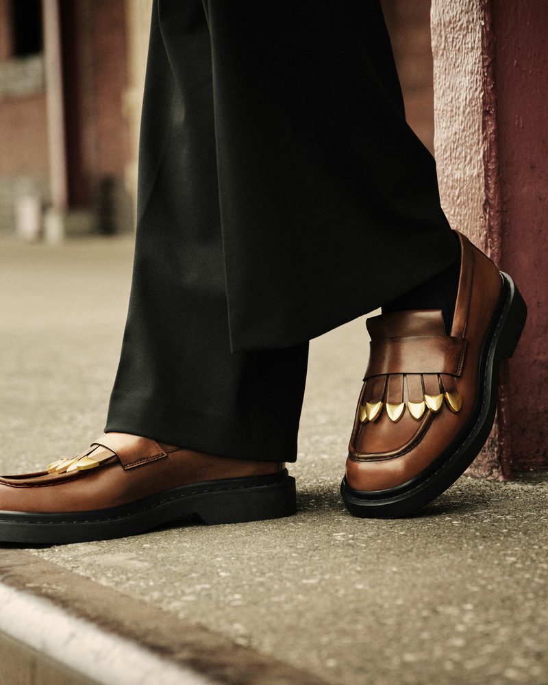 autumn 25 mens look 1 buff tassel loafer 4x5