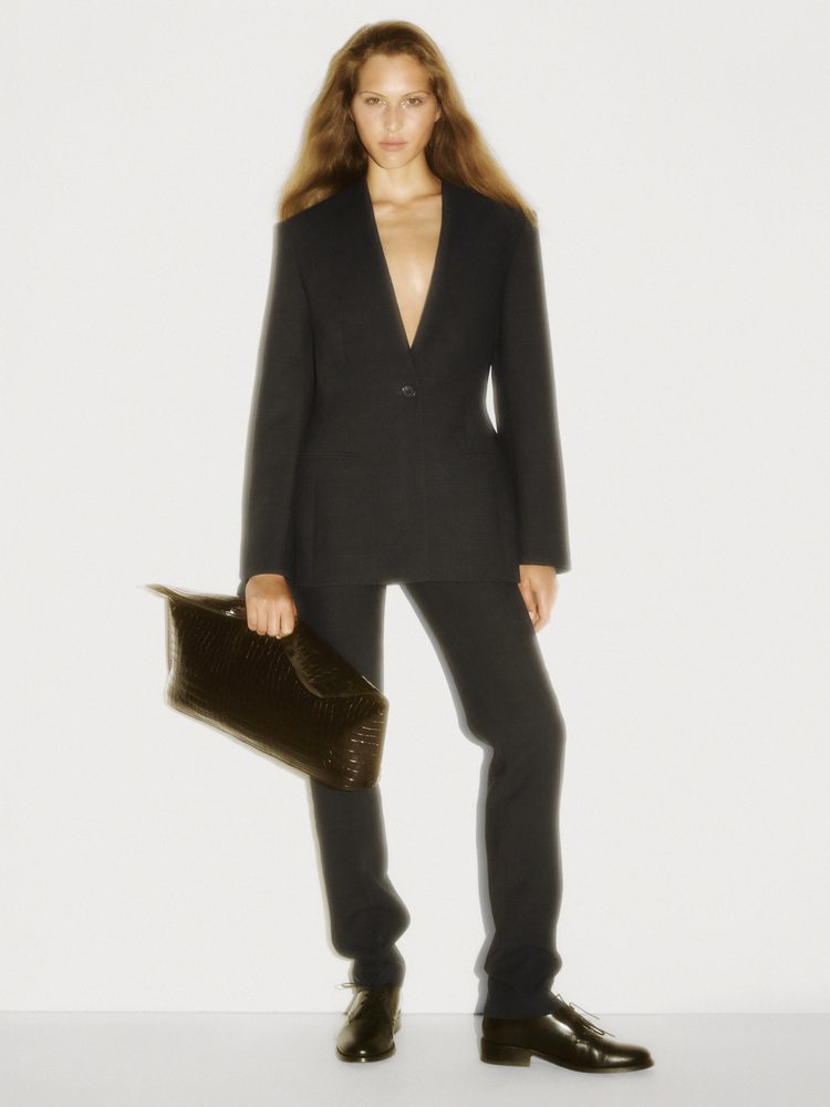 aw25 campaign angelina kendall 11