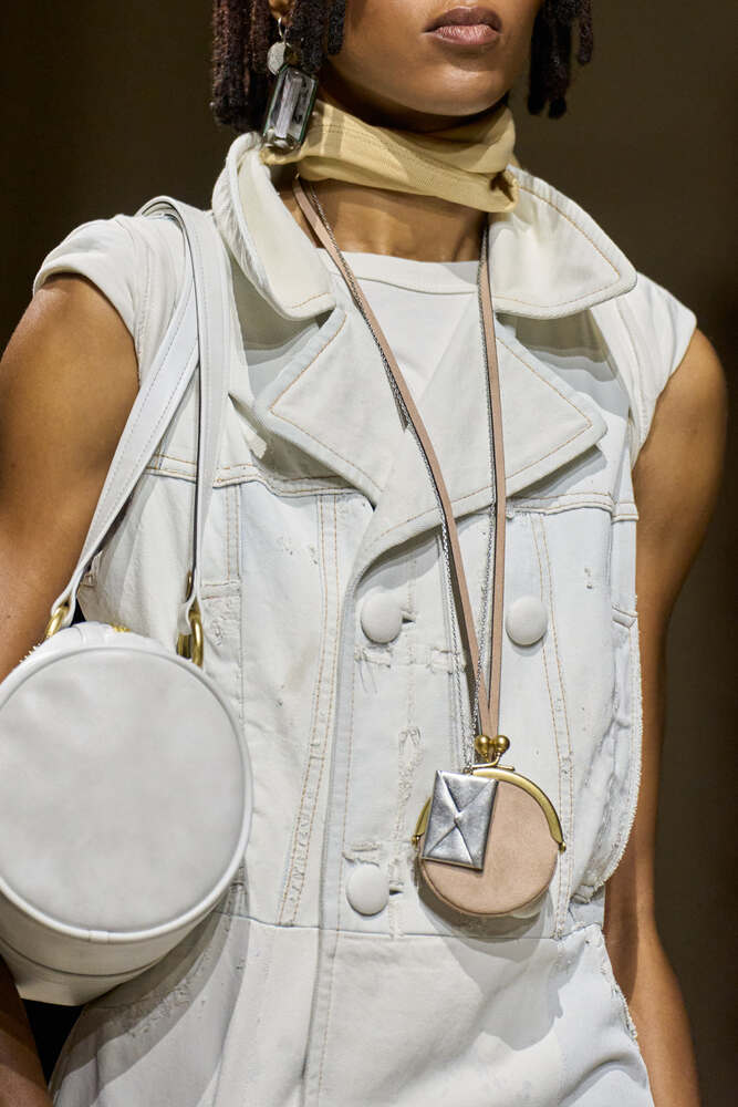 photo: armando grillo / gorunway.com