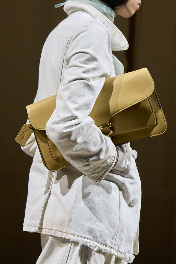 photo: armando grillo / gorunway.com