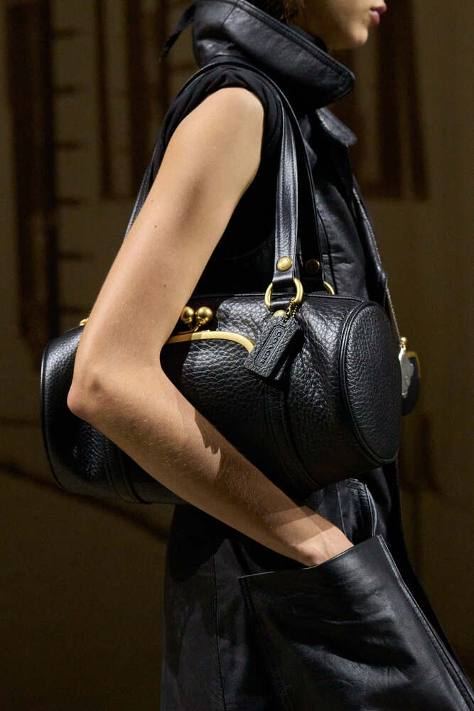 photo: armando grillo / gorunway.com