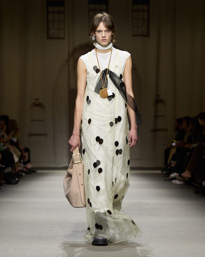 photo: isidore montag / gorunway.com