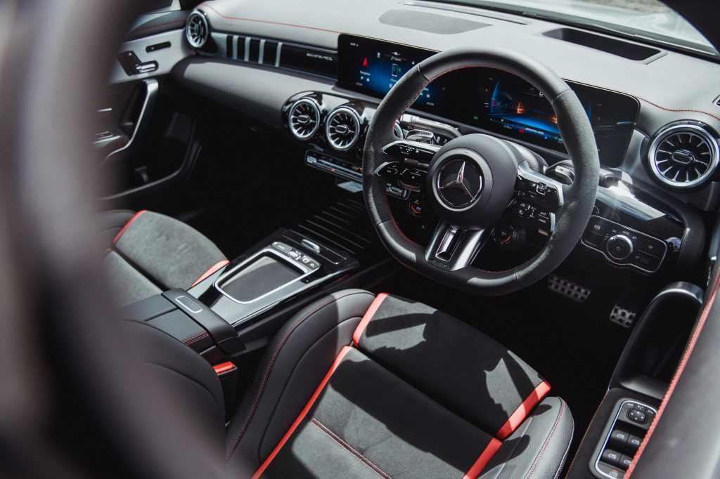 mercedes amg cla 45 s 4matic+ coupé final edition (56)