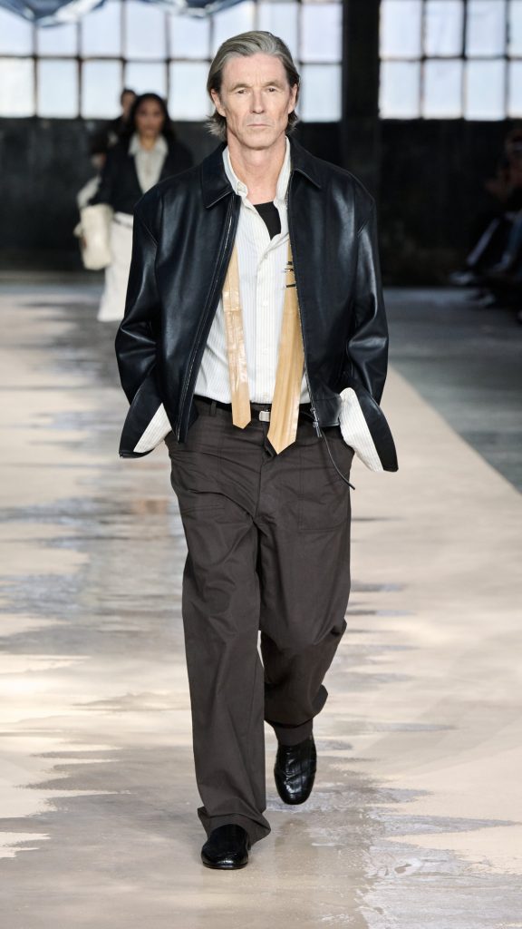boss spring summer 26 fashion show runway 014 9x16 image mid res