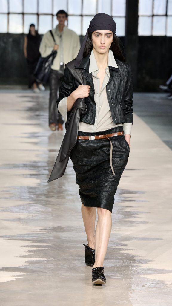boss spring summer 26 fashion show runway 023 9x16 image mid res