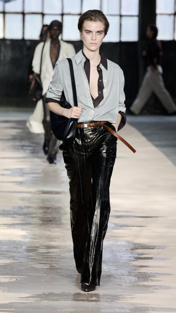 boss spring summer 26 fashion show runway 027 9x16 image mid res