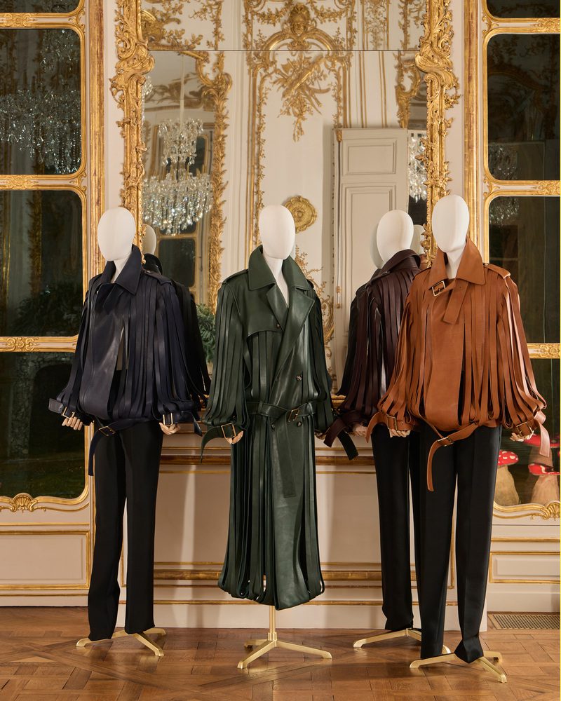loewe fw25 presentation mannequins rgb cropped 4x5 34