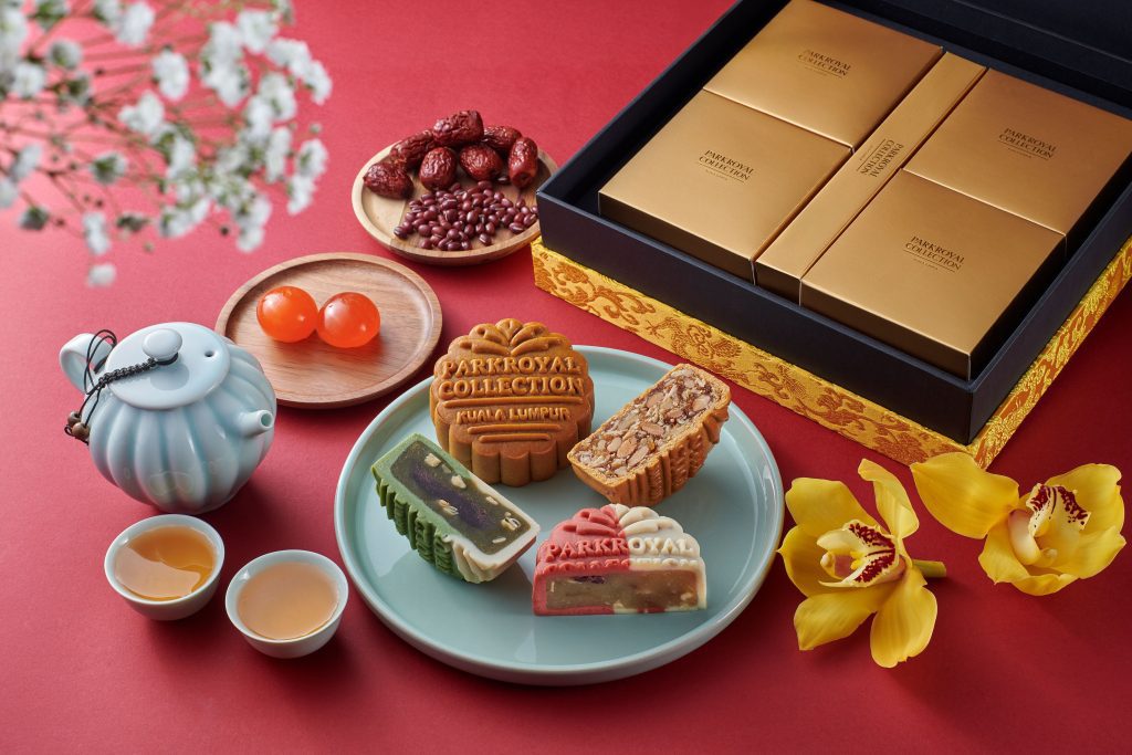 mooncake box open