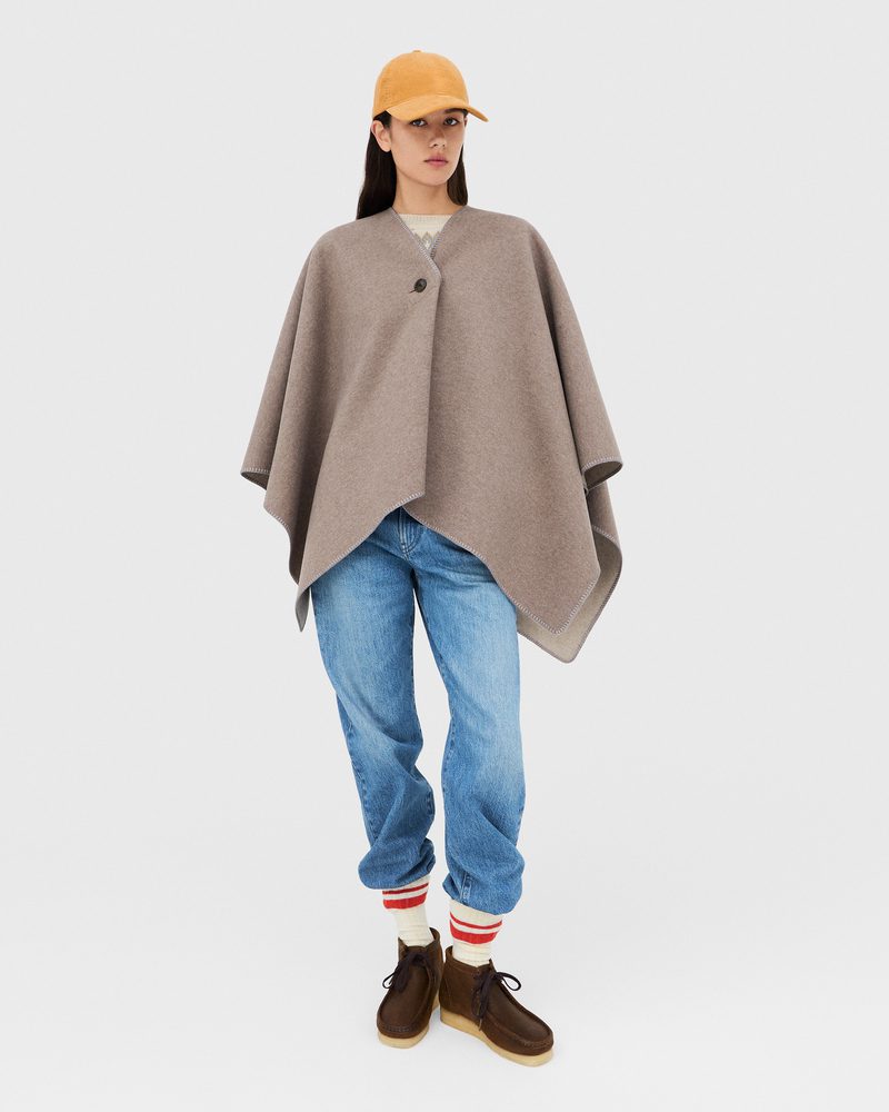 poncho brown uniqlo and jw anderson 2025 fall winter collection (1)