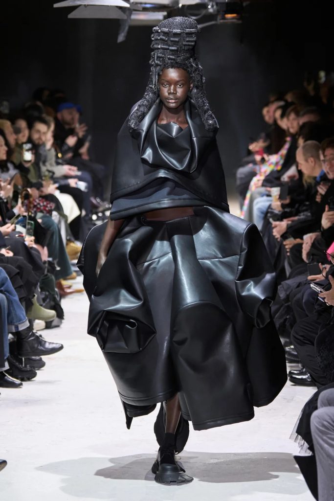imgi 1 00001 comme des garcons fall 2024 ready to wear credit gorunway