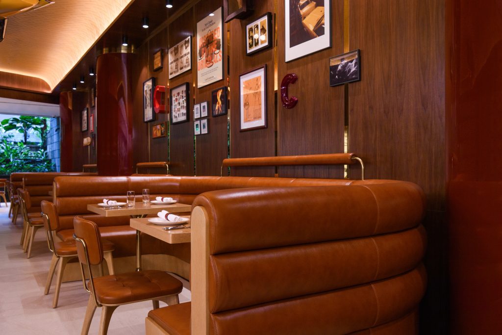 coach restaurant 1 2
