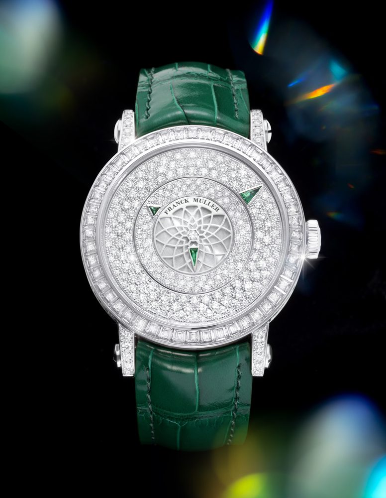round triple mystery baguette emerald in white gold
