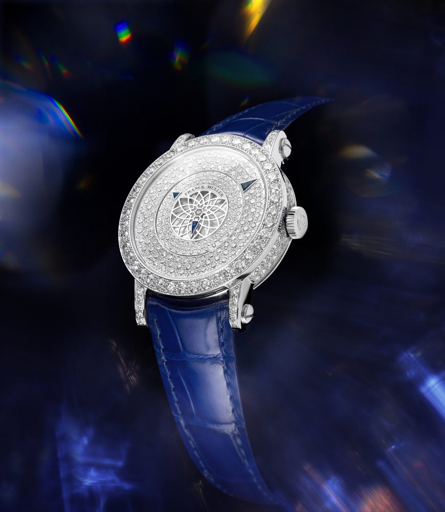 round triple mystery sapphire in white gold 2