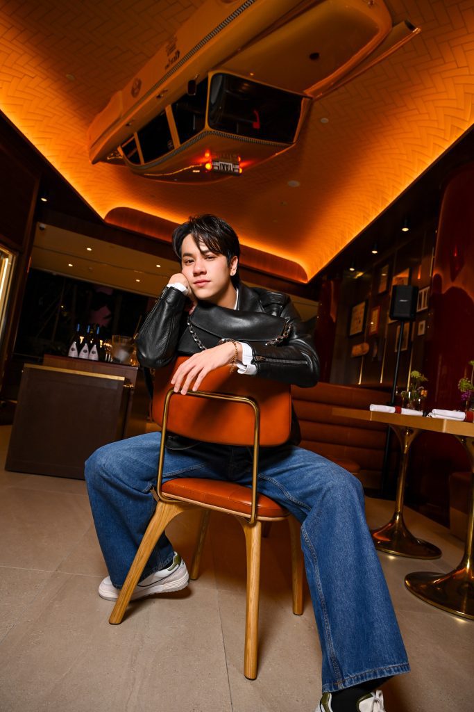 the coach restaurant(selected photos) 155
