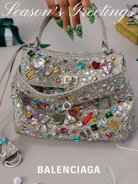 balenciaga eoy gifting nails en image 8