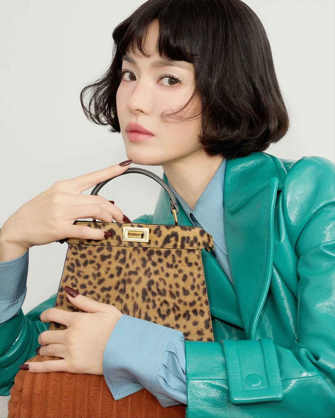 @fendi #fendipeekaboo 👝& b cut 📷 @hongjanghyun (1)