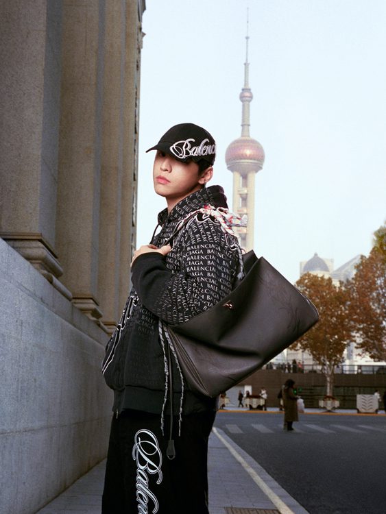balenciaga new year series 26 jm look no logo image 4