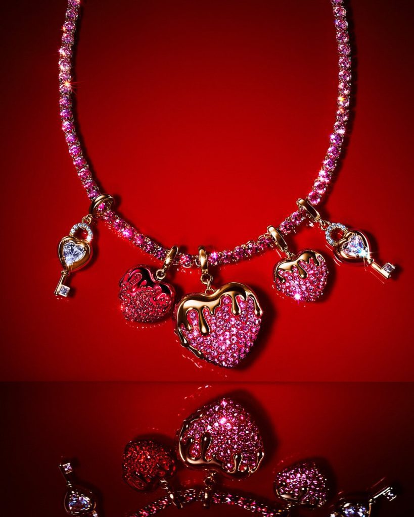 vd campaign swarovski ariana grande 1080x1350 6