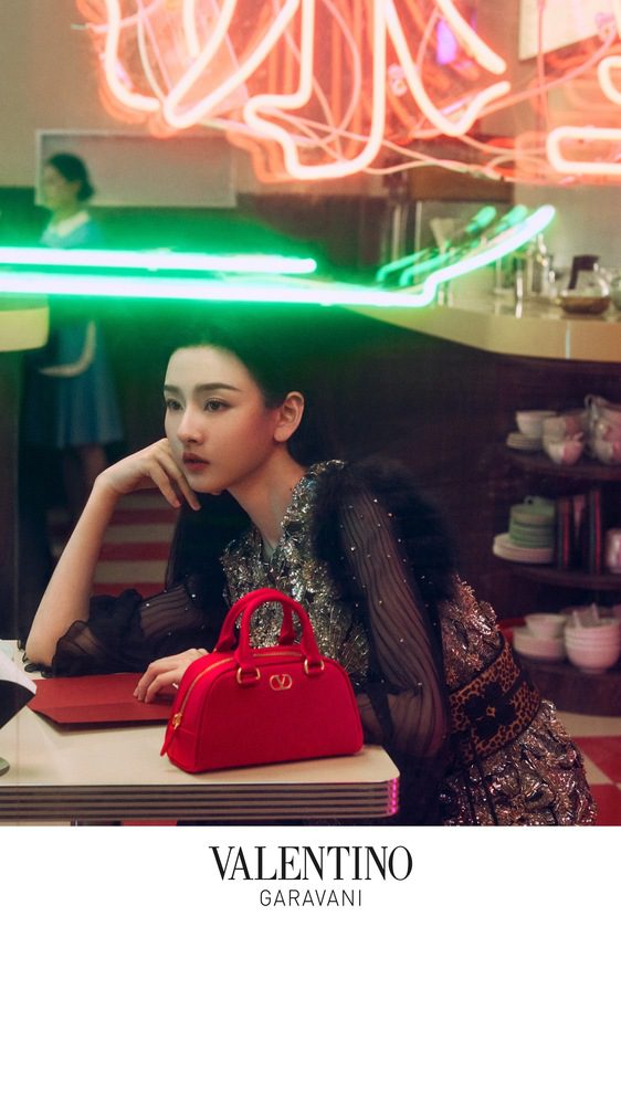 valentino cruise2026 cny logo 9x16 safe 04