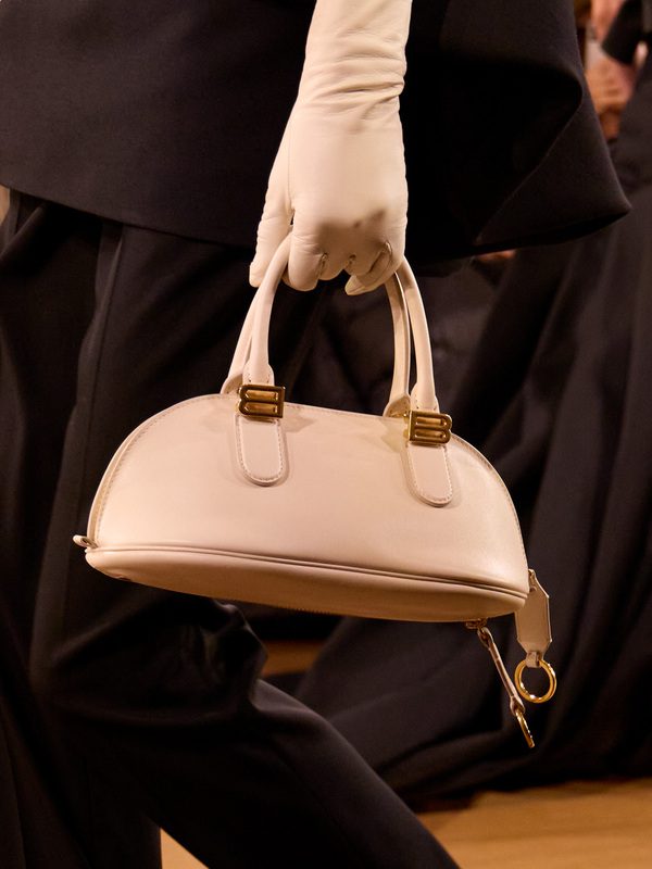 balenciaga bolero bag mini cream close up look 49