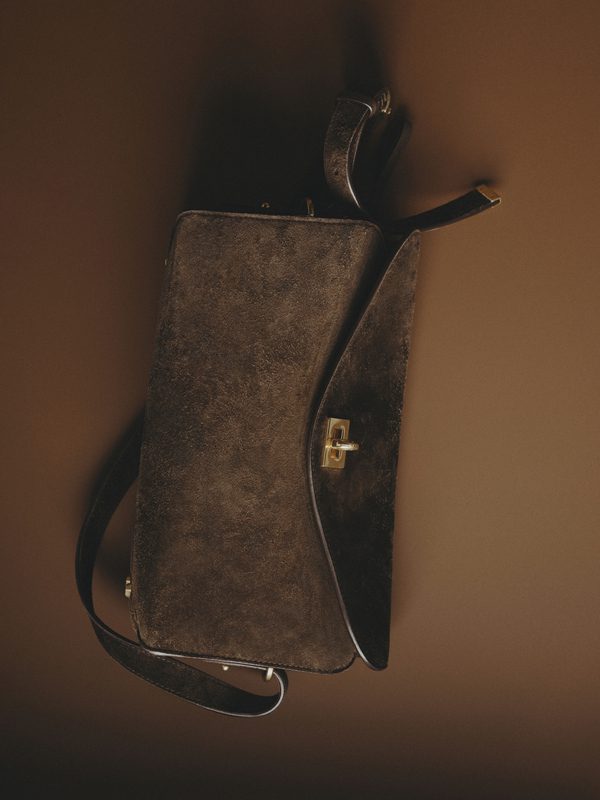 balenciaga le 7 bag still life image 1