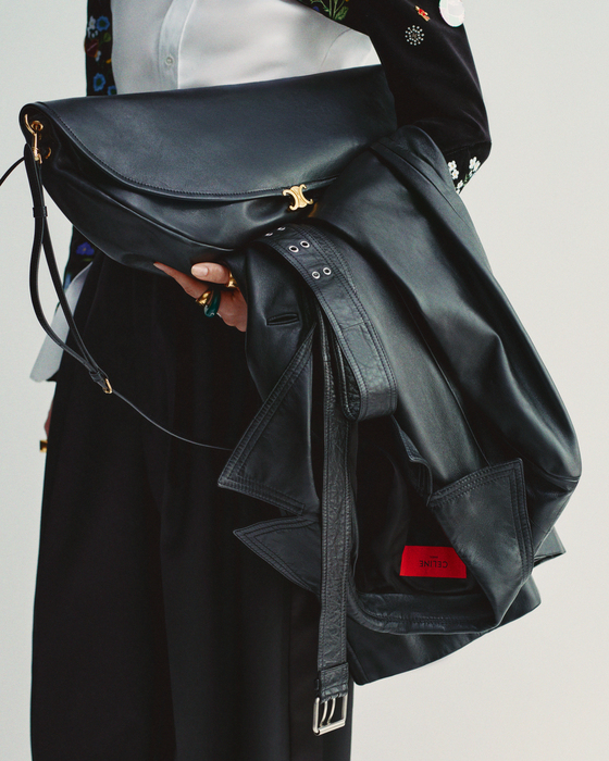 celine show women ete 2026 victor brun worndetails 2400px 044