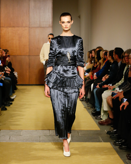 tb fw26 show look 018 4x5