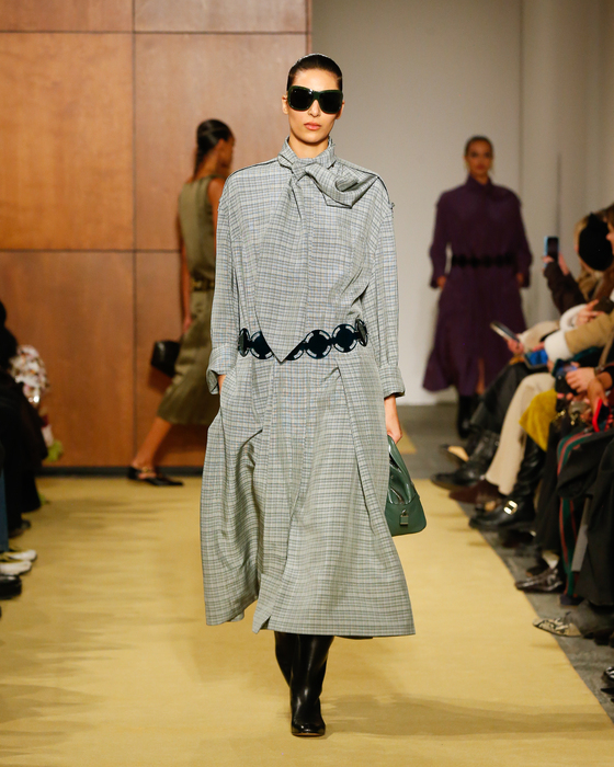 tb fw26 show look 032 4x5