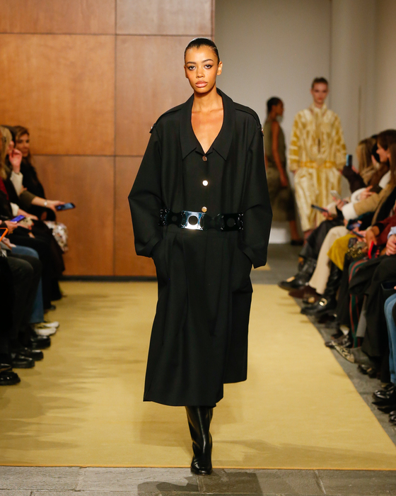 tb fw26 show look 035 4x5