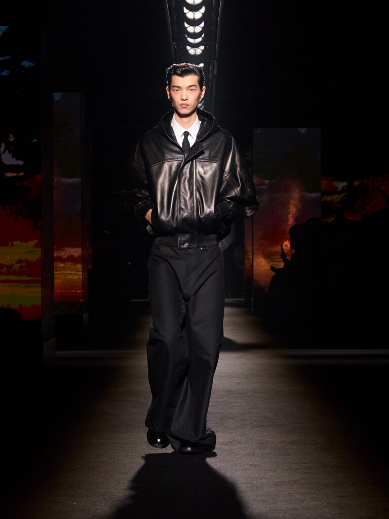 balenciaga winter 26 collection look 62 suyong